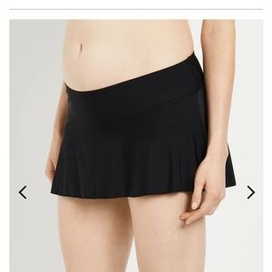 Likenew Maternity swim skirt